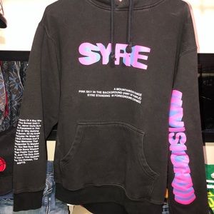 SYRE TOUR HOODIE, BLACK
